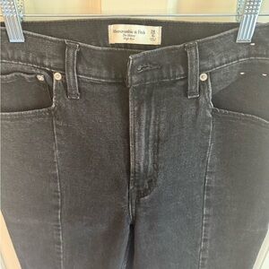 Abercrombie & Fitch The Skinny High Rise Ankle Slit Jeans